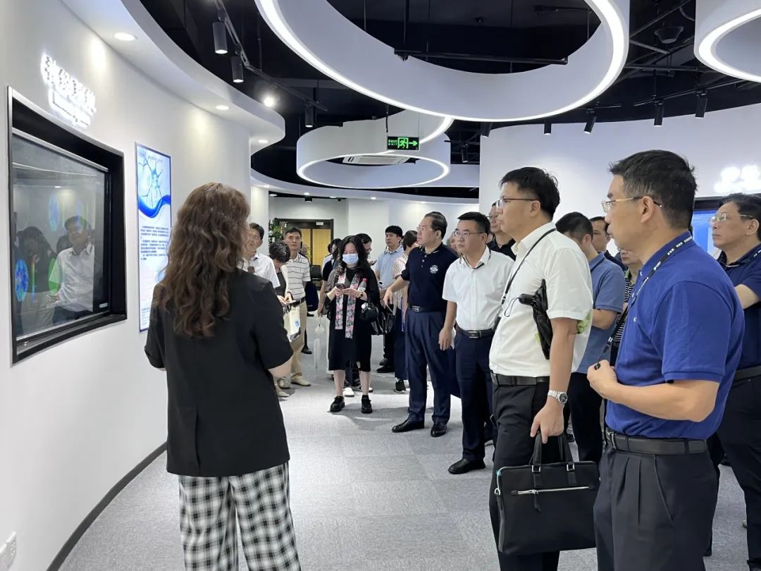 广西卫健委与公立医院考察团一行莅临健培科技考察调研-新闻动态|健培科技
